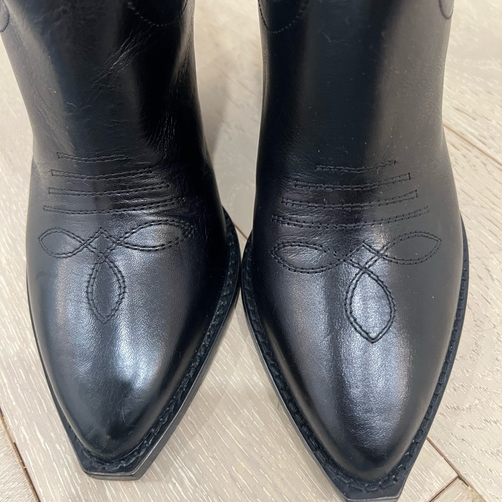 ISABEL MARANT Leyanne boots w/ stitching (WORN ONCE) - Picture 2 of 7